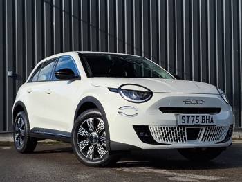 2025 (75) Fiat 600 1.2 Hybrid 48V 136 5dr eDCT-6