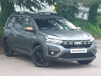 2025 (25) Dacia Jogger 1.6 HEV Extreme 5dr Auto
