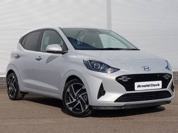 Hyundai i10 details