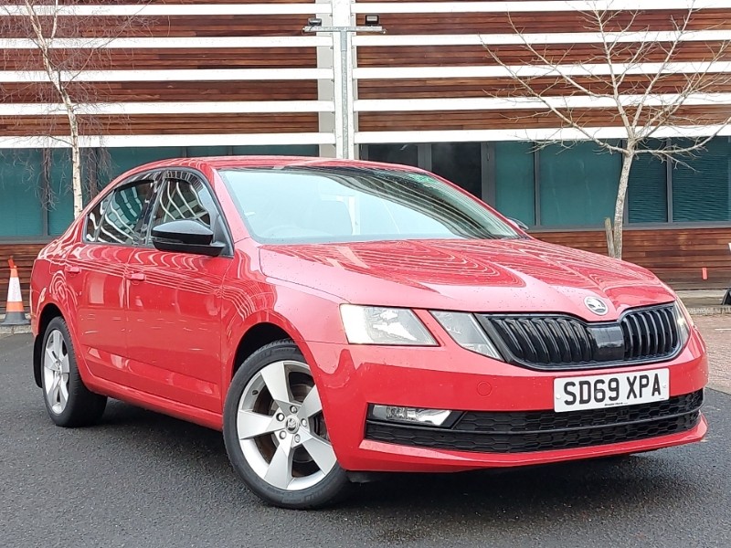New Skoda Octavia RS iV 1.4 TSI review: performance, features, expected  price - Introduction