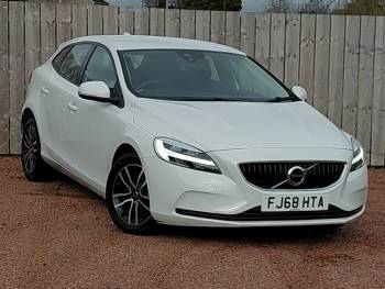 2018 (68) Volvo V40 T2 [122] Momentum Nav Plus 5dr