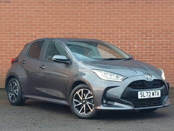 2022 (72) Toyota Yaris 1.5 Hybrid Design 5dr CVT