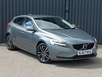 2017 (67) Volvo V40 T3 [152] Momentum Nav Plus 5dr
