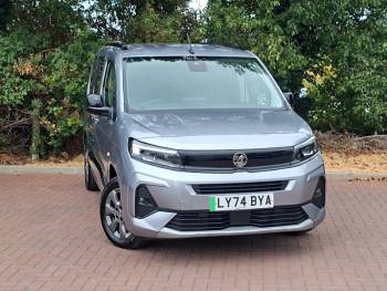 2024 (24) Vauxhall Combo Life 100kW Ultimate 52kWh 5dr Auto