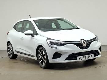 2022 (22) Renault Clio 1.6 E-TECH Hybrid 140 Iconic Edition 5dr Auto