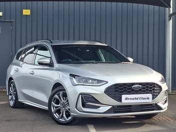 2024 (24) Ford Focus 1.0 EcoBoost Hybrid mHEV ST-Line 5dr