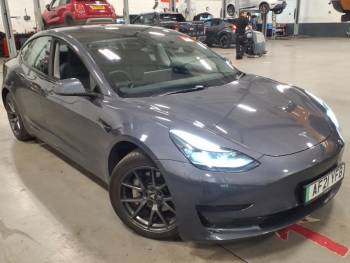 2021 (21) Tesla Model 3 Standard Plus 4dr Auto