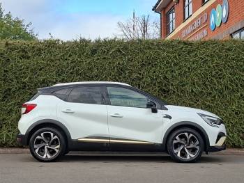 2023 (23) Renault Captur 1.6 E-Tech Plug-in hybrid 160 Engineered 5dr Auto