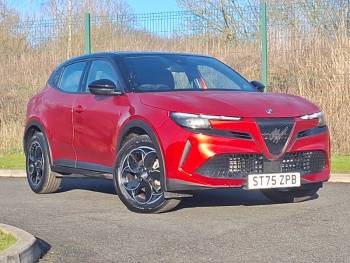 2025 (75) Alfa Romeo Junior 1.2 Turbo Ibrida 5dr Auto
