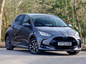 2023 (72) Toyota Yaris 1.5 Hybrid Design 5dr CVT [Nav/Panoramic Roof]