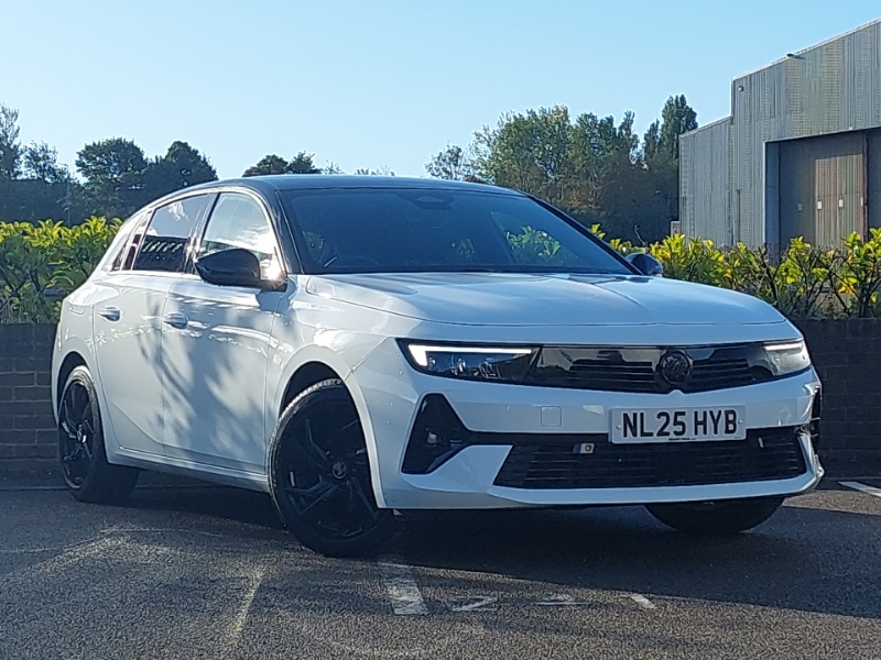 2025 Vauxhall Astra