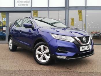 2019 (19) Nissan Qashqai 1.5 dCi 115 Acenta Premium 5dr