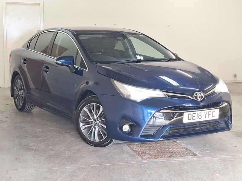 2016 TOYOTA AVENSIS
