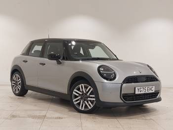 2025 (75) MINI Cooper 1.5 C Classic 5dr Auto