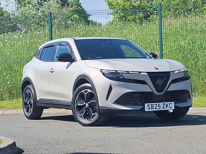2025 ALFA ROMEO JUNIOR