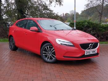 2017 (67) Volvo V40 T2 [122] Momentum 5dr