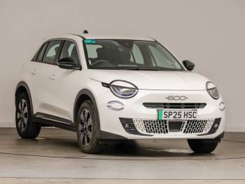 2025 (25) Fiat 600 115kW Red 54kWh 5dr Auto [17 Alloy]