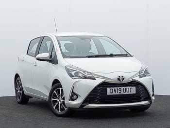 2019 (19) Toyota Yaris 1.5 VVT-i Icon Tech 5dr