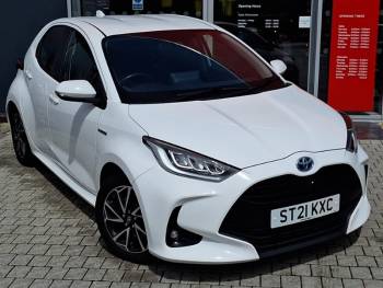 2021 (21) Toyota Yaris 1.5 Hybrid Design 5dr CVT