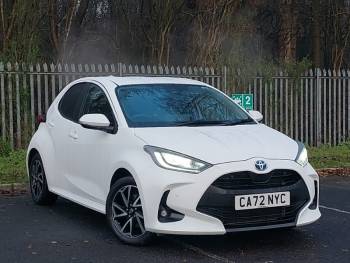 2022 (72) Toyota Yaris 1.5 Hybrid Design 5dr CVT