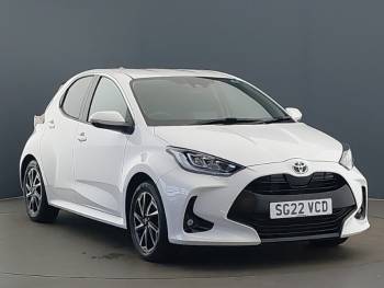 2022 (22) Toyota Yaris 1.5 Hybrid Design 5dr CVT