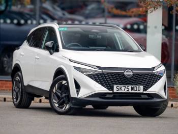2025 (75) Nissan Qashqai 1.3 DiG-T MH 158 N-Connecta [Glass Rf] 5dr Xtronic