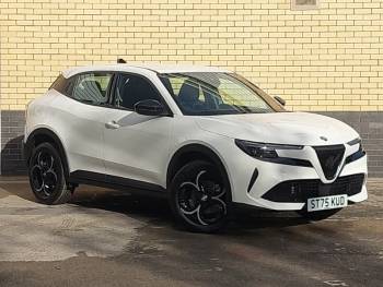 2025 (75) Alfa Romeo Junior 1.2 Turbo Ibrida 5dr Auto