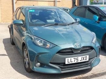 2025 (75) Toyota Yaris 1.5 Hybrid Icon 5dr CVT