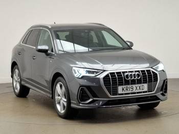 2019 (19) Audi Q3 35 TDI S Line 5dr S Tronic