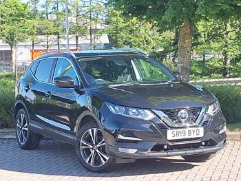 2019 (19) Nissan Qashqai 1.3 DiG-T N-Connecta 5dr