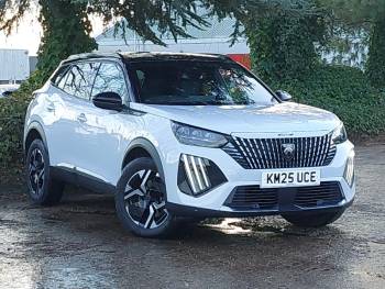 2025 (25) Peugeot 2008 1.2 Hybrid 136 GT 5dr e-DSC6