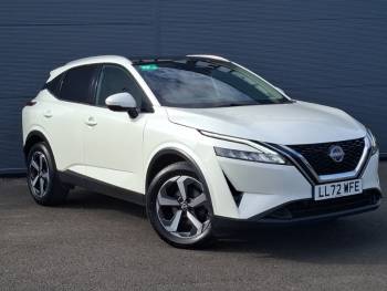 2022 (72) Nissan Qashqai 1.3 DiG-T MH N-Connecta [Glass Roof] 5dr