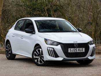 2025 (25) Peugeot 208 Hatchback Special Edi 1.2 PureTech 100 Style 5dr
