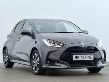 2022 (72) Toyota Yaris 1.5 Hybrid Design 5dr CVT
