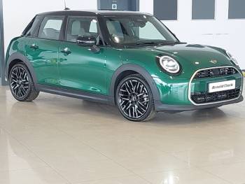 2024 (74) MINI Cooper 1.5 C Exclusive 5dr Auto
