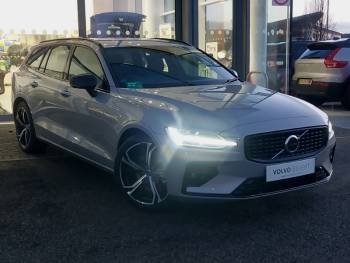 2025 (25) Volvo V60 2.0 B4P Plus Dark 5dr Auto [7 speed]