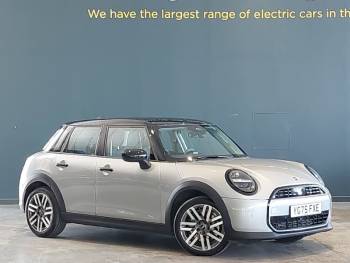 2025 (75) MINI Cooper 1.5 C Classic 5dr Auto
