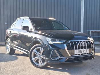 2019 (19) Audi Q3 35 TDI S Line 5dr S Tronic
