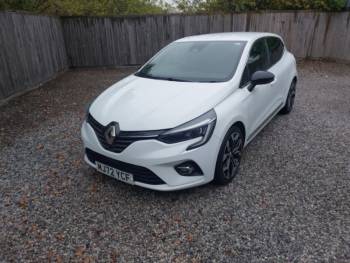 2022 (72) Renault Clio 1.6 E-TECH full hybrid 145 Techno 5dr Auto