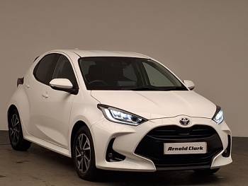2022 (72) Toyota Yaris 1.5 Hybrid Design 5dr CVT