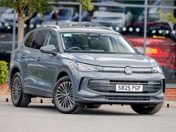 2025 (25) Volkswagen Tiguan 2.0 TDI Match 5dr DSG