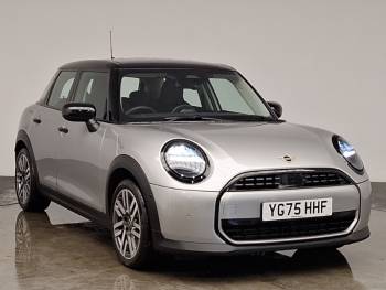2025 (75) MINI Cooper 1.5 C Classic 5dr Auto