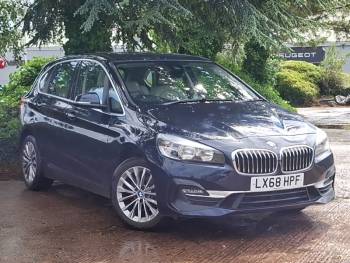 2018 (68) BMW 2 SERIES 220i Luxury 5dr DCT