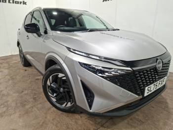2025 (75) Nissan Qashqai 1.3 DiG-T MH 158 N-Connecta [Glass Rf] 5dr Xtronic