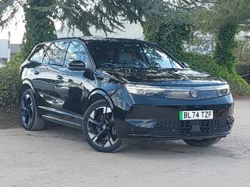 2024 (74) Vauxhall Grandland 157kW Ultimate 73kWh 5dr Auto [Panoramic Roof]