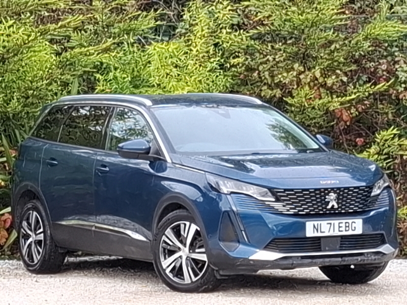 2021 Peugeot 5008