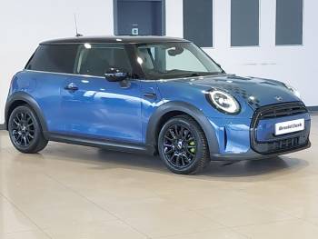2021 (21) MINI F56 1.5 Cooper Classic 3dr