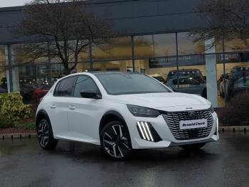 2025 (25) Peugeot 208 1.2 Hybrid 136 GT 5dr e-DSC6