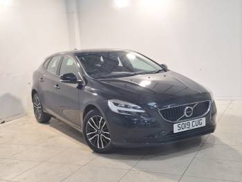 2019 (19) Volvo V40 D2 [122] Momentum Edition 5dr