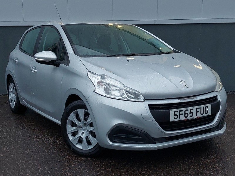 Peugeot 208 (2024) mpg, costs & reliability